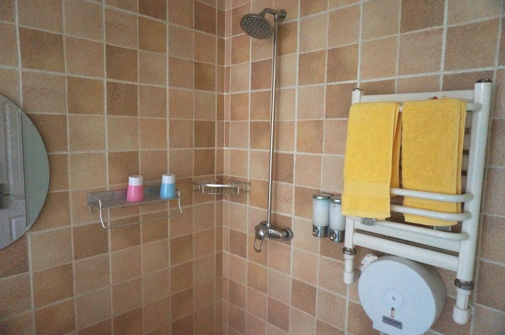 大連市 大連 バズ ライト イヤー ユースホステルホステル エクステリア 写真